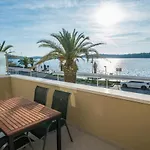 Riva House 3*