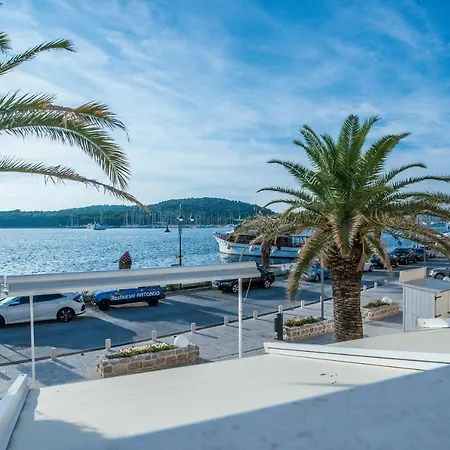 Riva House Gostinjska kuća Rogoznica (Sibenik-Knin)