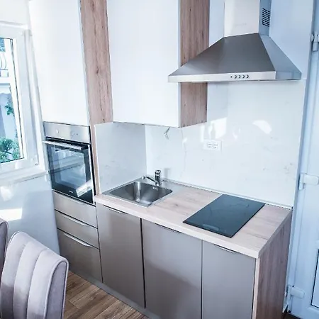 Guest house Riva House 3*