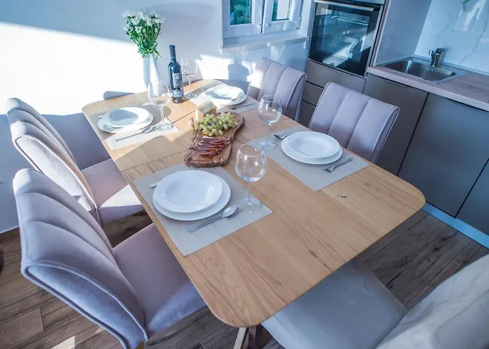 Riva House 4* Rogoznica (Sibenik-Knin)